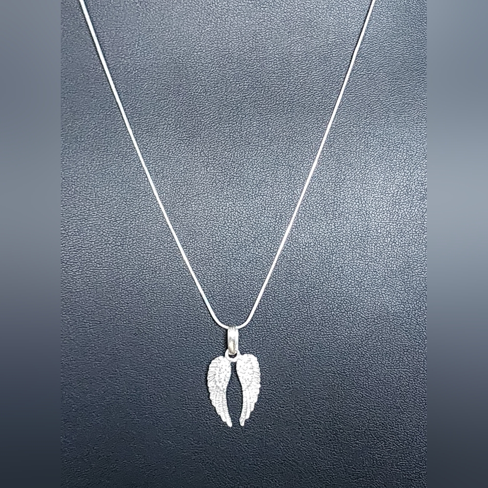 925 Sterling Silver Angel Wings Necklace Pendant Wings/ Chain - Picture 5 of 7